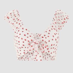 Cider Sweet Girl Must-have Strawberry Print Top Size M